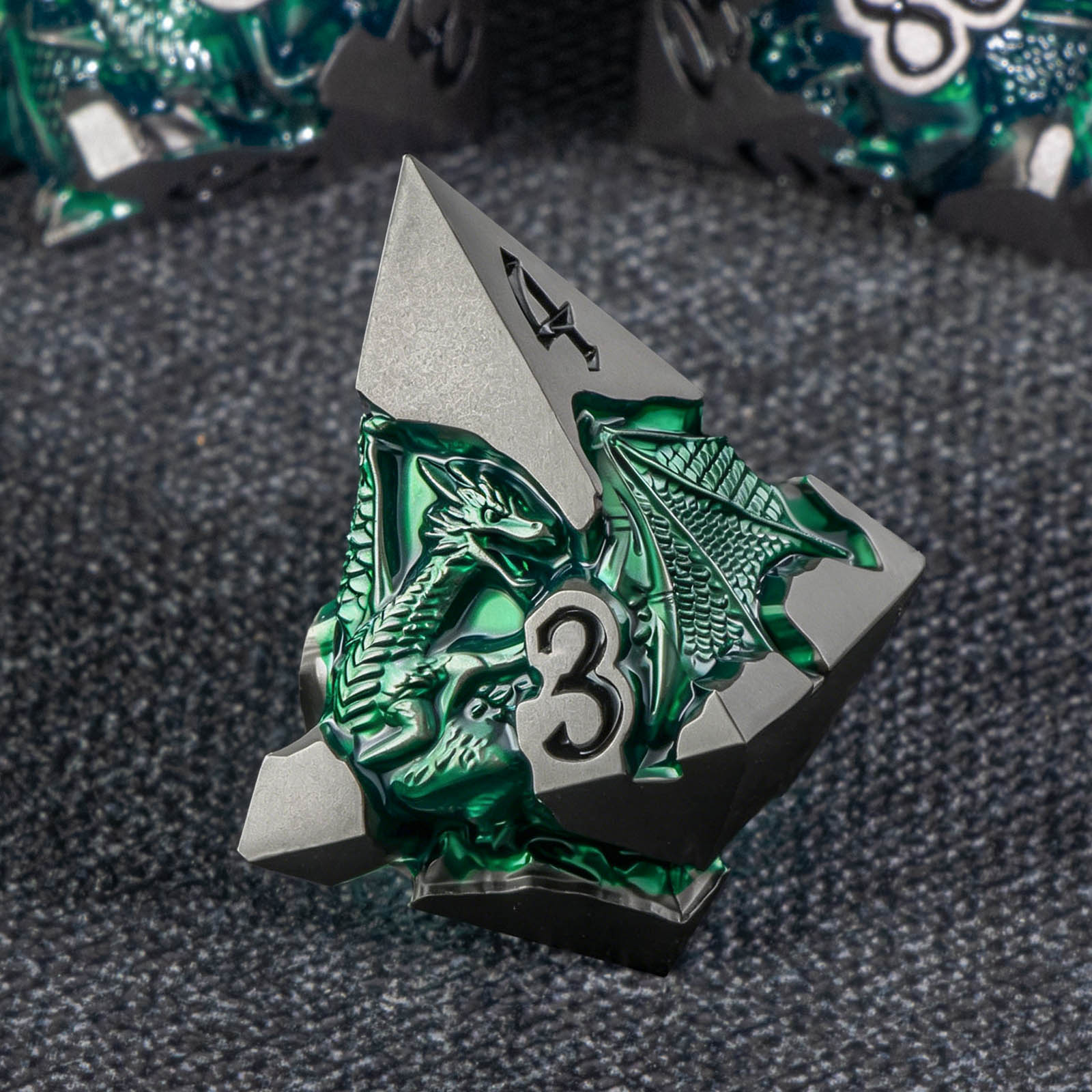 Set Dadu Dragon DND untuk Perm - Dice Tower Wooden ulasan dan harga